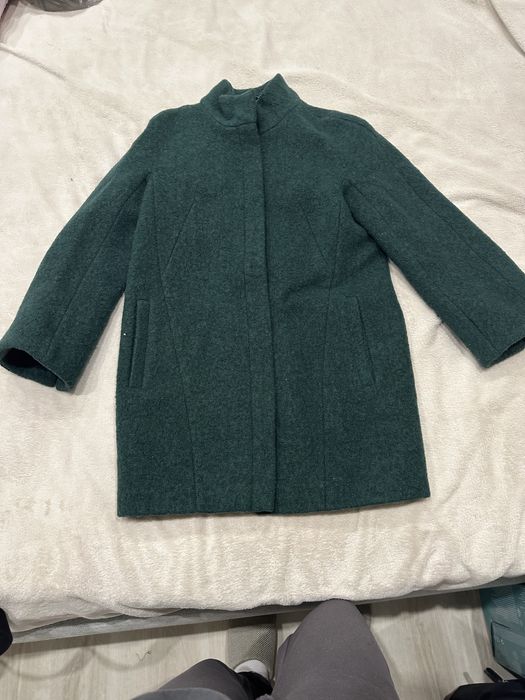 Пальто жіноче зелене