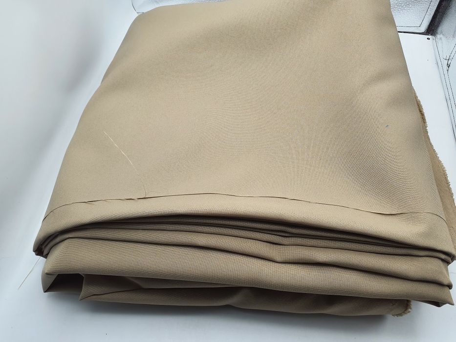 Tkanina cappuccino szer.152 cm.