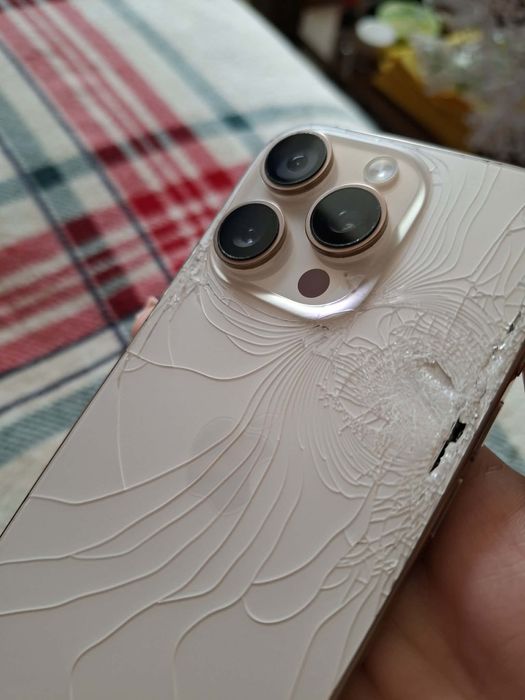 Iphone 16 pro uszkodzony