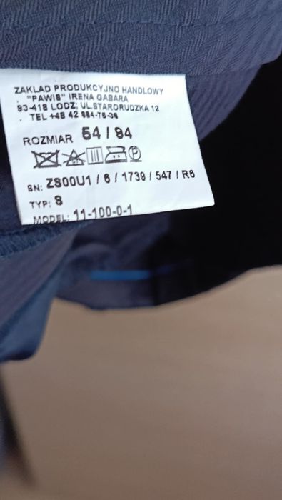 Sprzedam granatowy garnitur