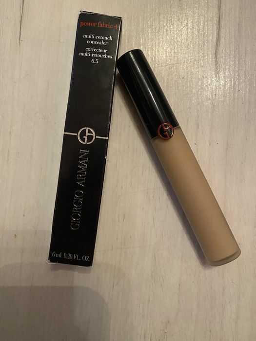 Giorgio Armani multi-retouch concealer