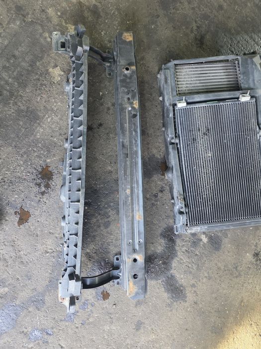 Citroen C3 II Pas przedni Wzmocnienie Czolowe Chlodnice wentylator