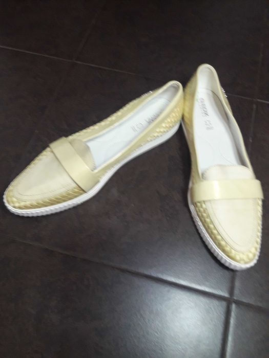 Сліпони фірми GEOX 41 розміру або 7.5 UK довжина устілки 27 см.