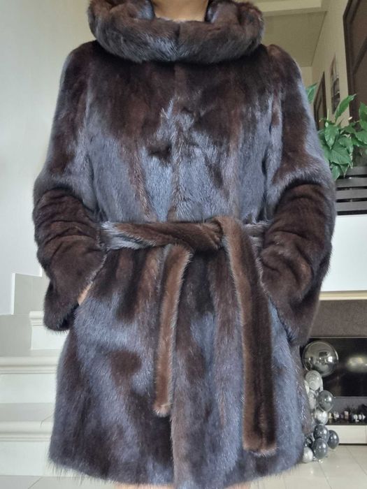 Полушубок норка с капюшоном