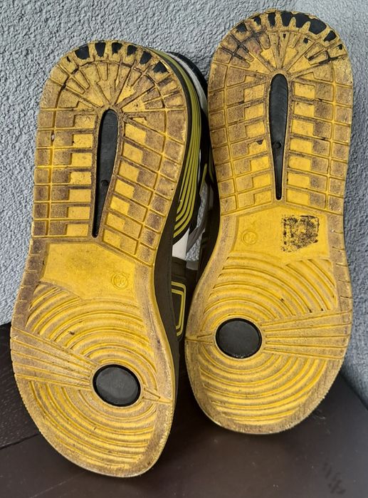 Buty młodzieżowe chłopięce roz. 40