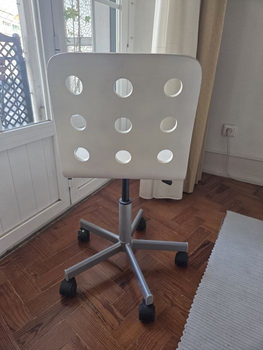 Cadeira de criança para secretária - IKEA