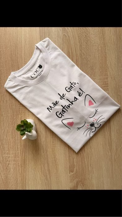 Tshirt  branca gato