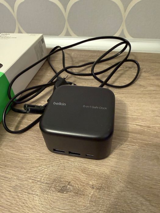 Stacja dokująca Belkin GaN 6w1