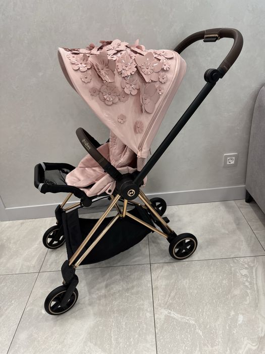 Коляска Cybex Mios Pink Flowers Rose Gold