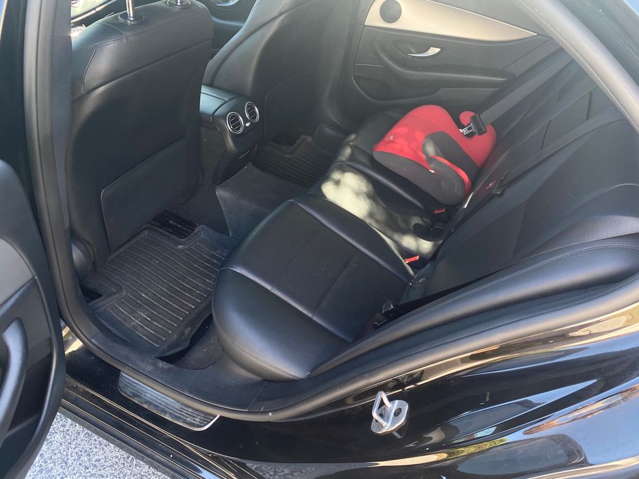 Veículo Mercedes E220