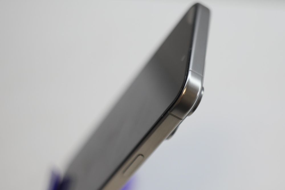 Продажа/обмен iphone 15 pro max 256