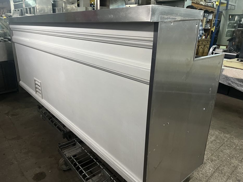 Balcão de atendimento botelheiro com refrigeração