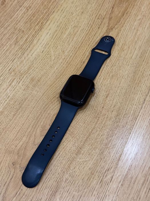 Apple Watch Series 8 45mm meia‑noite