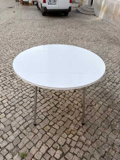 Mesa branca redonda extensível – 1m de diâmetro