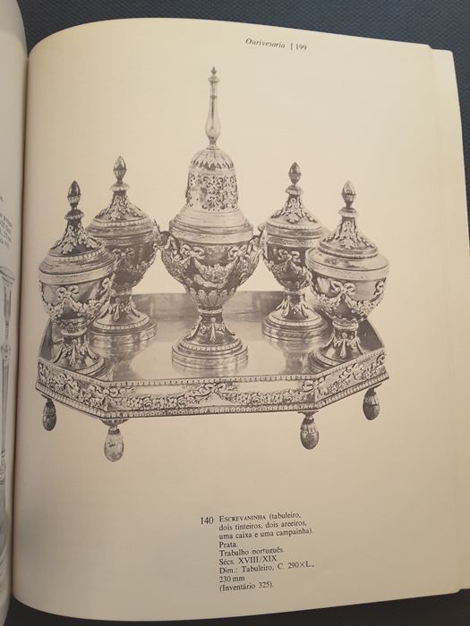 Escultura do Palácio da Ajuda / Mobiliário e Artes Decorativas no MNAA