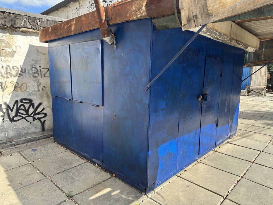 Металевий кіоск вагончик бытовка металлическая домик ларек