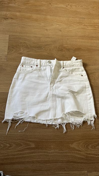 Saia Branca da Stradivarius