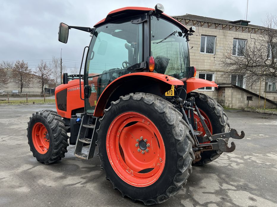 Kubota M105  GX-III