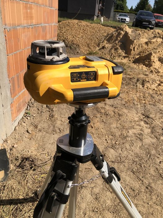 Niwelator rotacyjny DeWalt