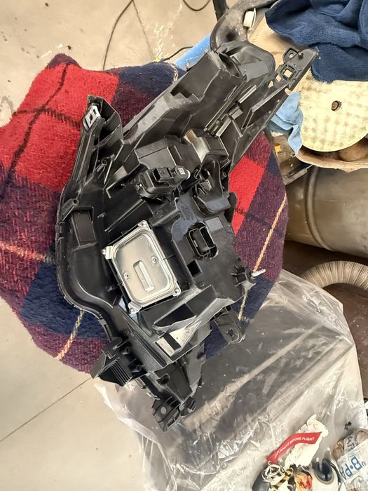 Farol Led  Renault Clio esquerdo com Balastro