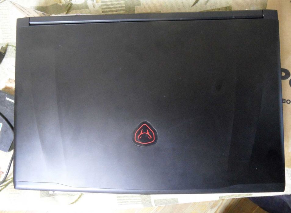 Cyberpowerpc  i7  17.3" 1920x1080 IPS видео GTX 1060 6GB GDDR5 192 Bit