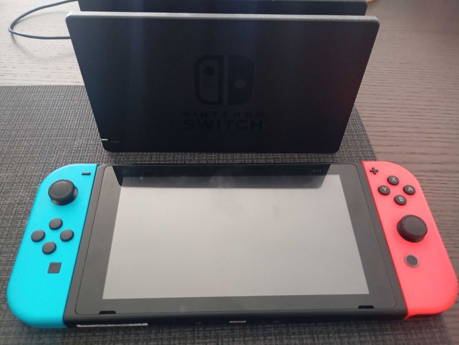 Nintendo Switch c/garantia