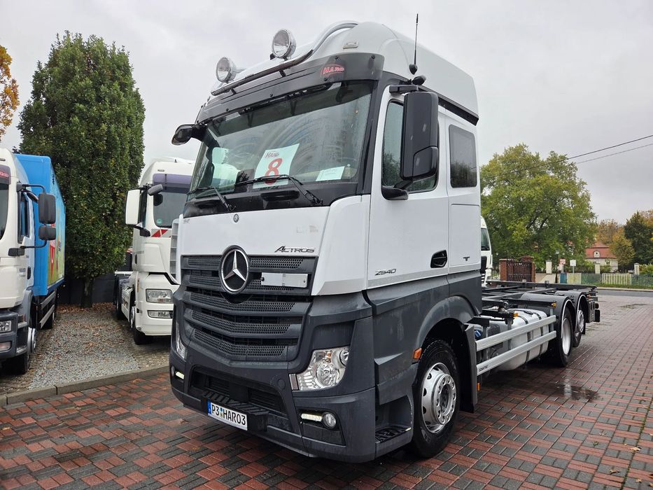 Mercedes-Benz