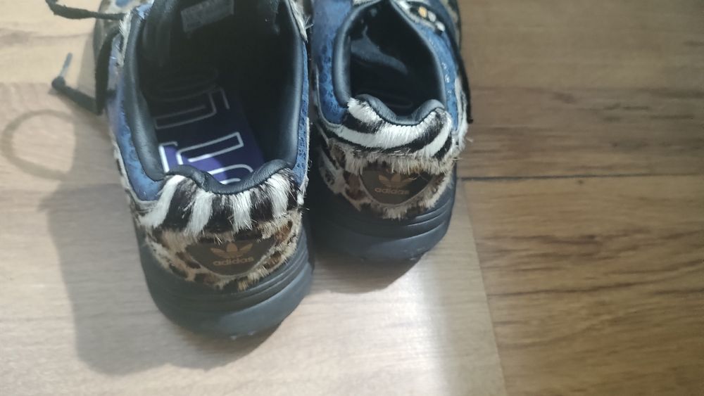 Sprzedam buty damskie adidasa rozmiar 36,5