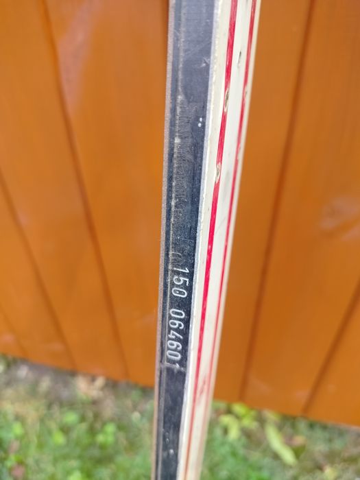 Stare antyczne narty