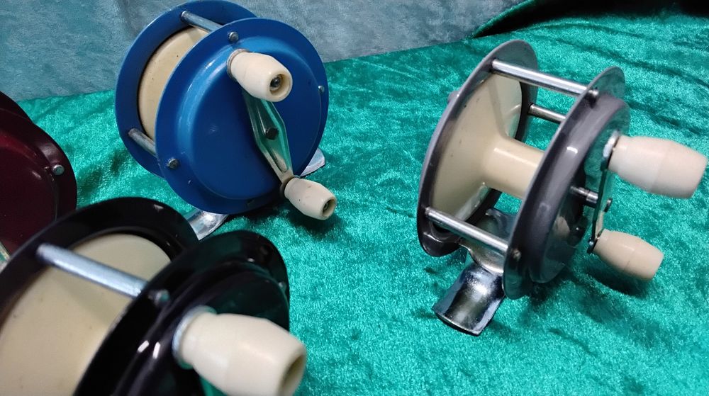 Carretos de pesca. Novos