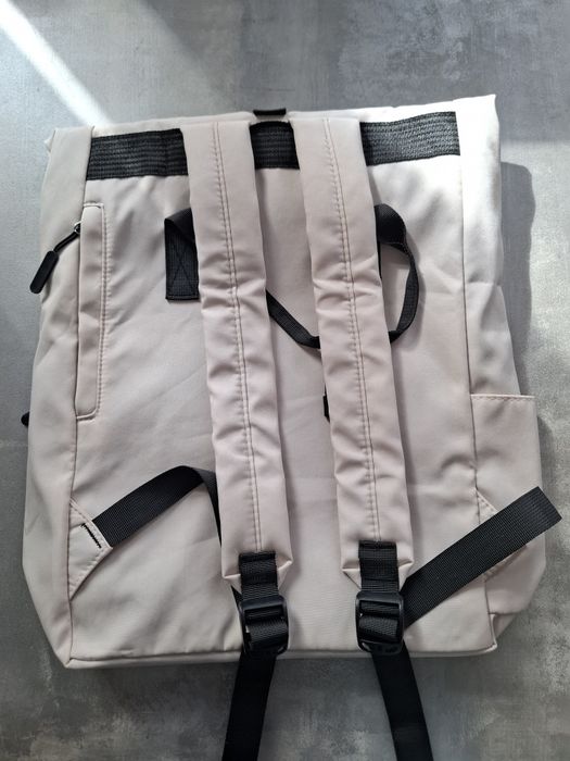 Рюкзак молочного цвета
