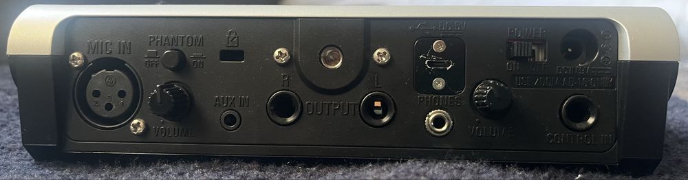 Processador Vocal Zoom V3 (Como Novo) + Caixa + 2 Anos Garantia
