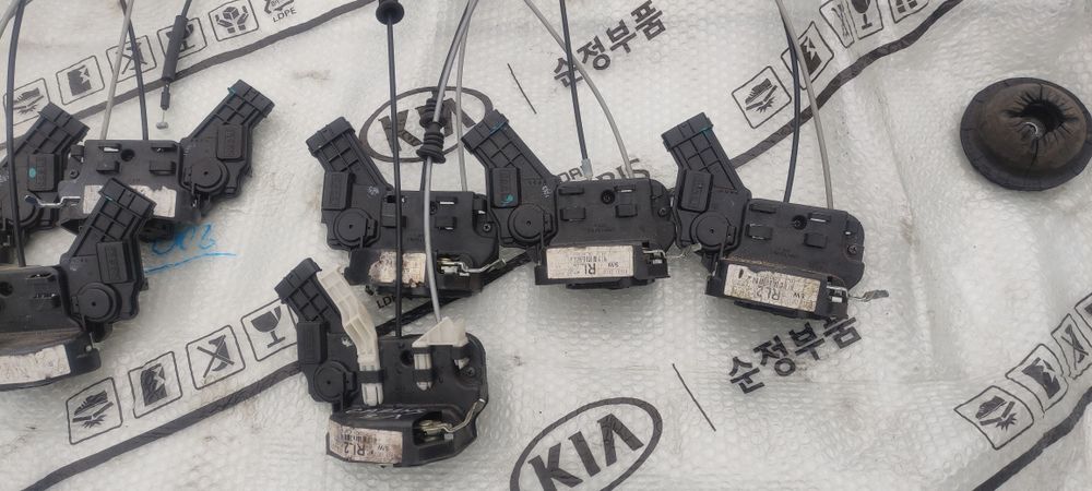 Замок двери Киа Сид,Каренс,Kia Ceed,Carens,Хюндай Соната,Hyundai Sonat