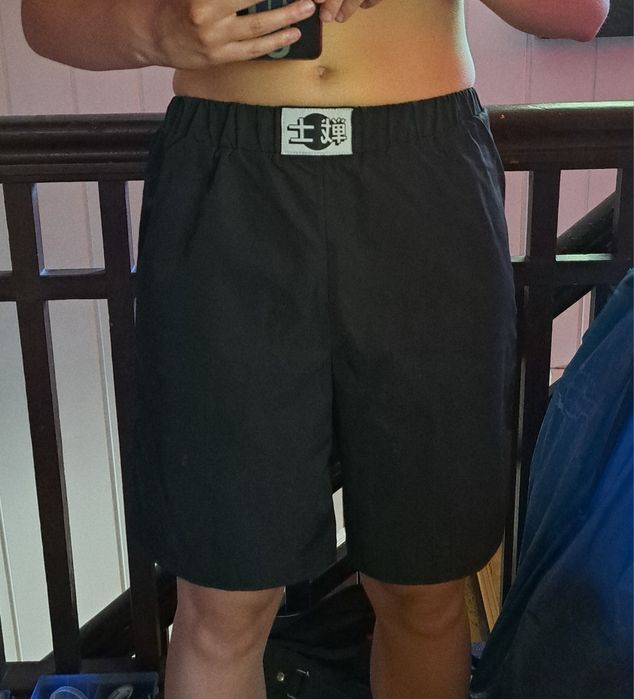 Czarne spodenki Cropp