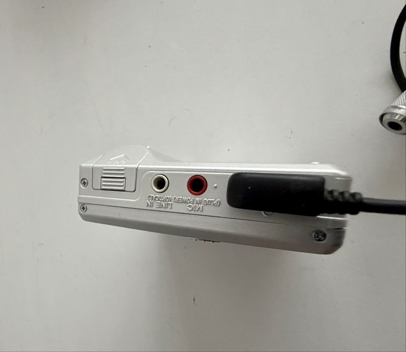 Sony Walkman MZ-R700 + Acessórios