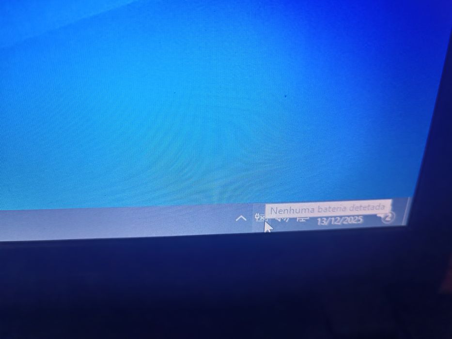 Portátil ASUS 853J