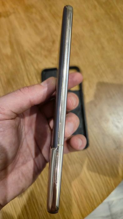 Samsung galaxy S21 plus
