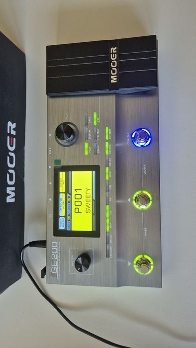 Pedaleira Guitarra: MOOER GE200
