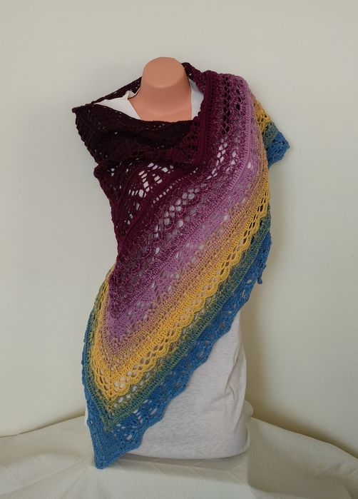 Chusta wykonana na szydełku