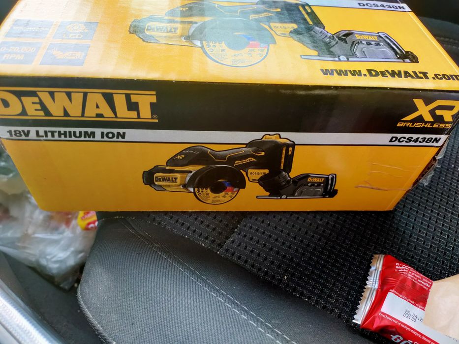 Przecinarka akumulatorowa 76mm DeWALT 18V DCS438N-XJ kompaktowa body