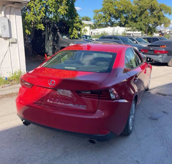 Lexus IS 300      2016