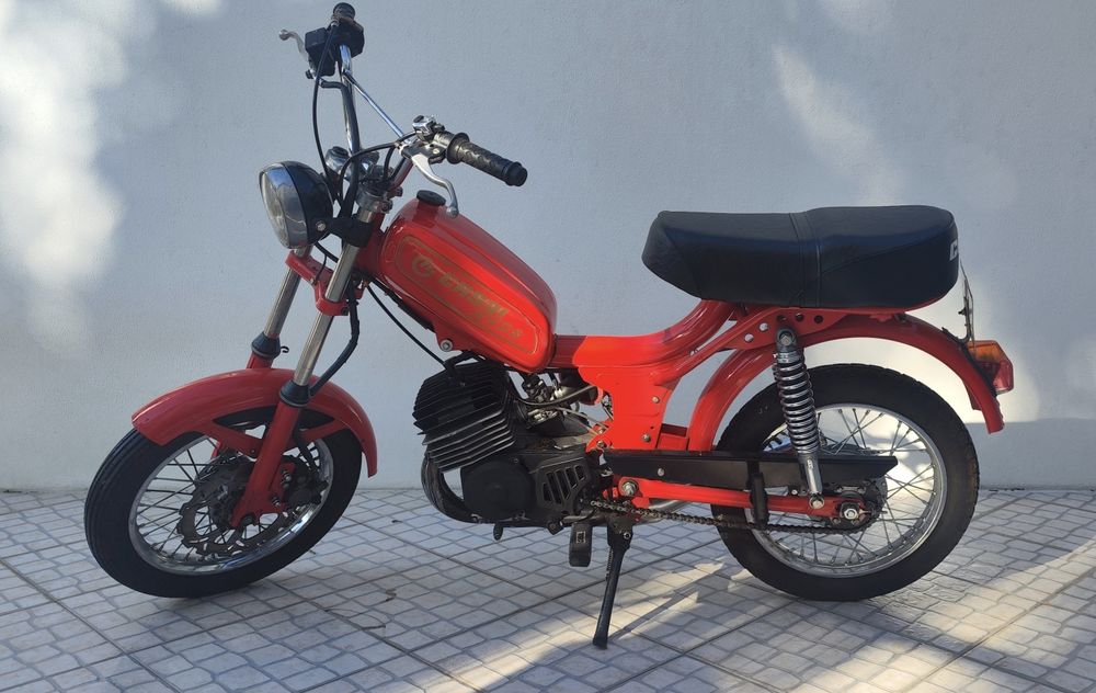 Casal Boss Macal M83