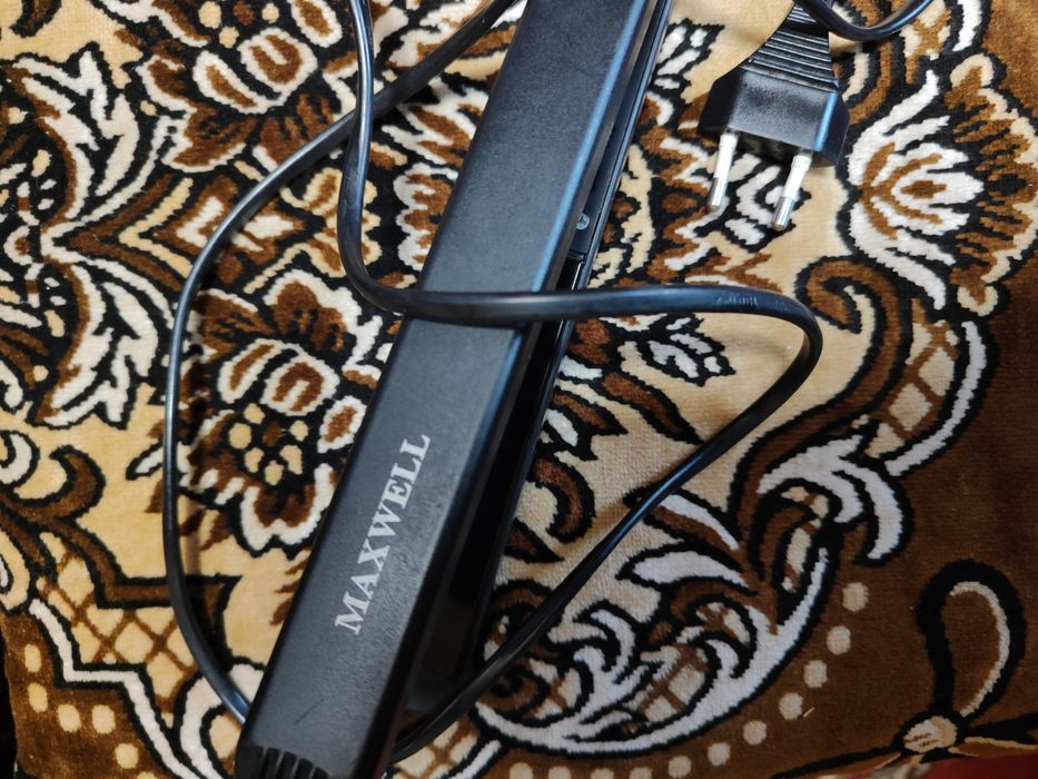 Випрямлювач Maxwell