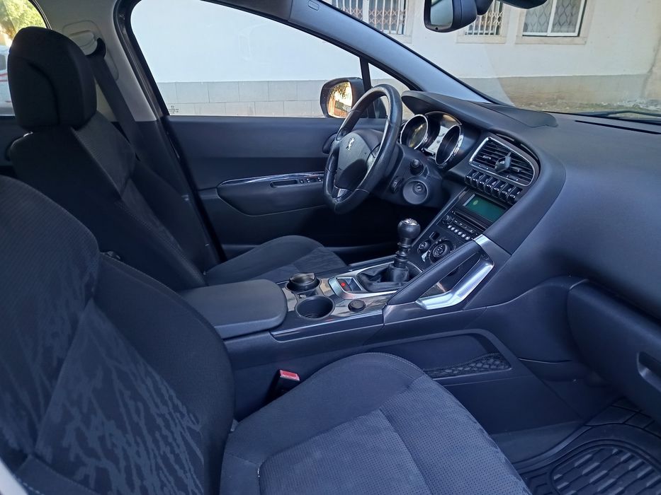 Peugeot 3008 ALLURE 1.6 HDI 110CV
