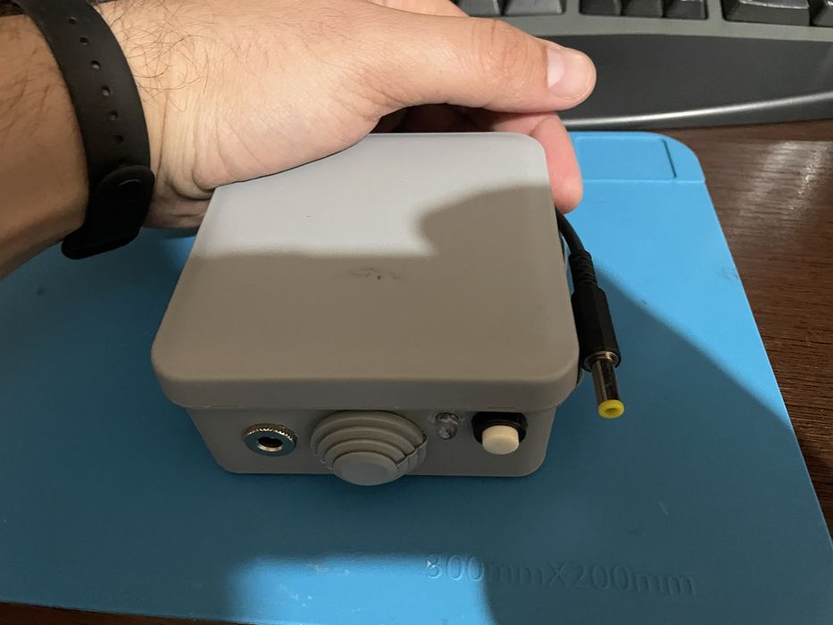 Продам ИБП для роутера без света, электричества 9 и 12 вольт