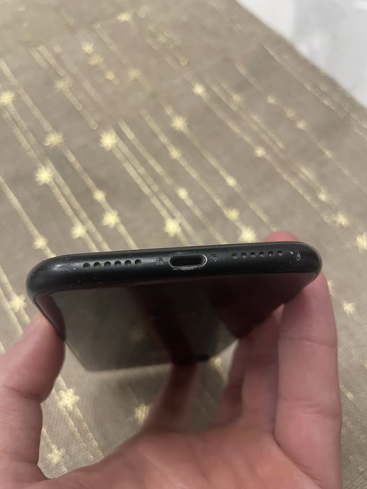 Продам iPhone XR 128 GB
