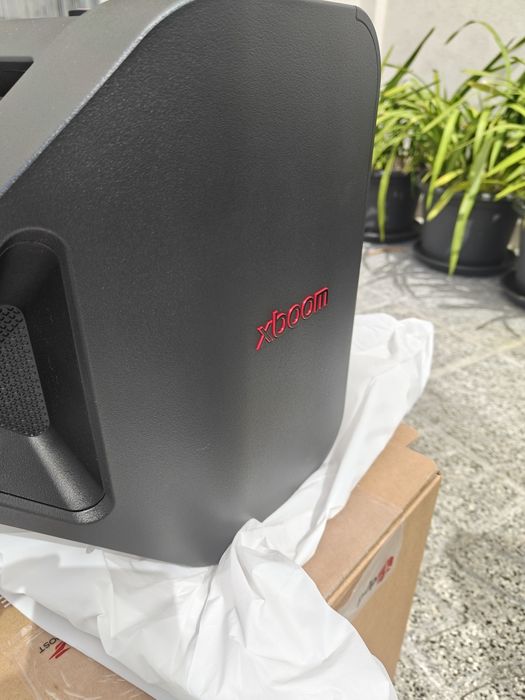 LG XBOOM Stage 301