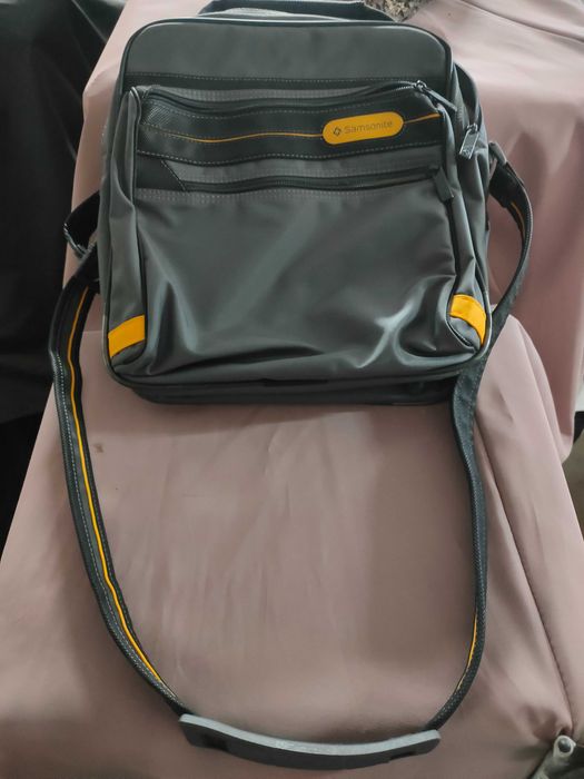 Bolsa com alça da Samsonite