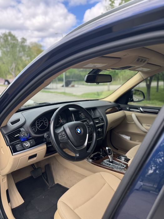 Продам Bmw X3 f 25  2015