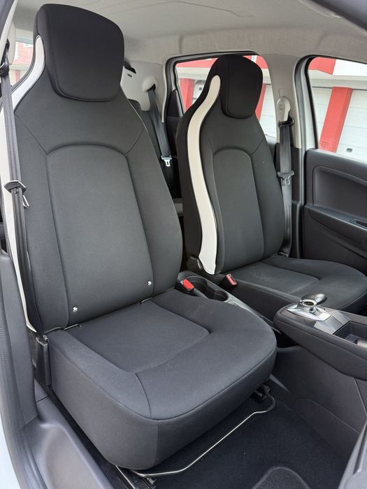 Renault Zoe Z.E 50 Life (Bateria propria)